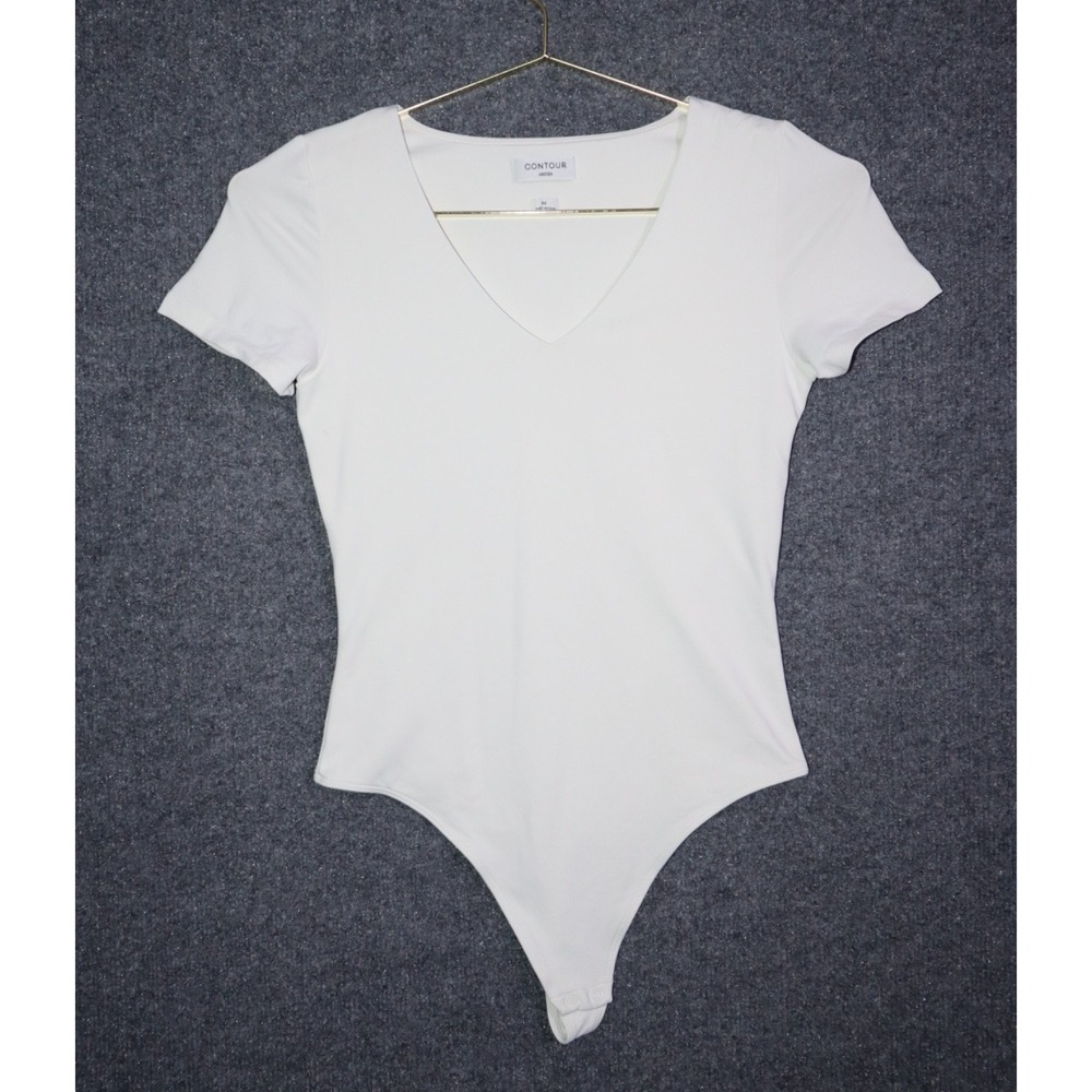 Contour Aritzia Bodysuit Women Off White Cream Medium Slim fit V Neck‎ Cap Thong